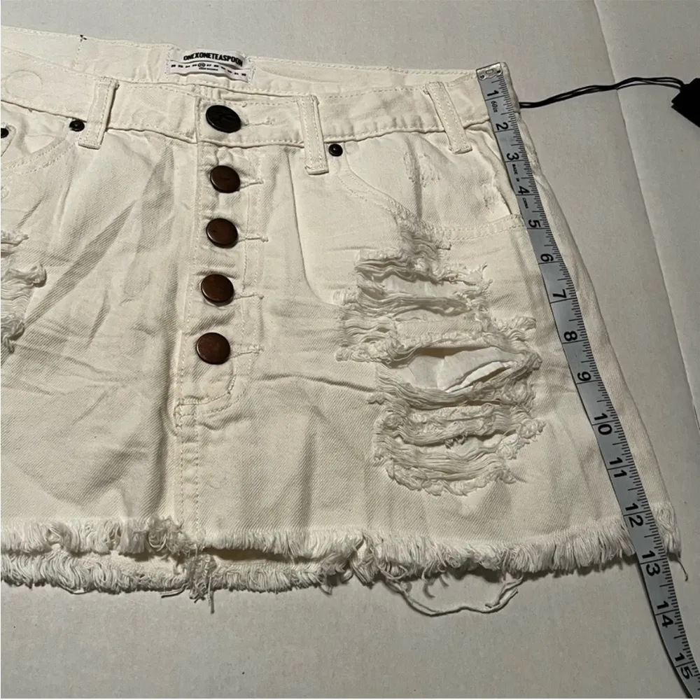 One X One Teaspoon Women Size 26 White Junkyard Sort Distressed Skirt Button NEW - Image 8