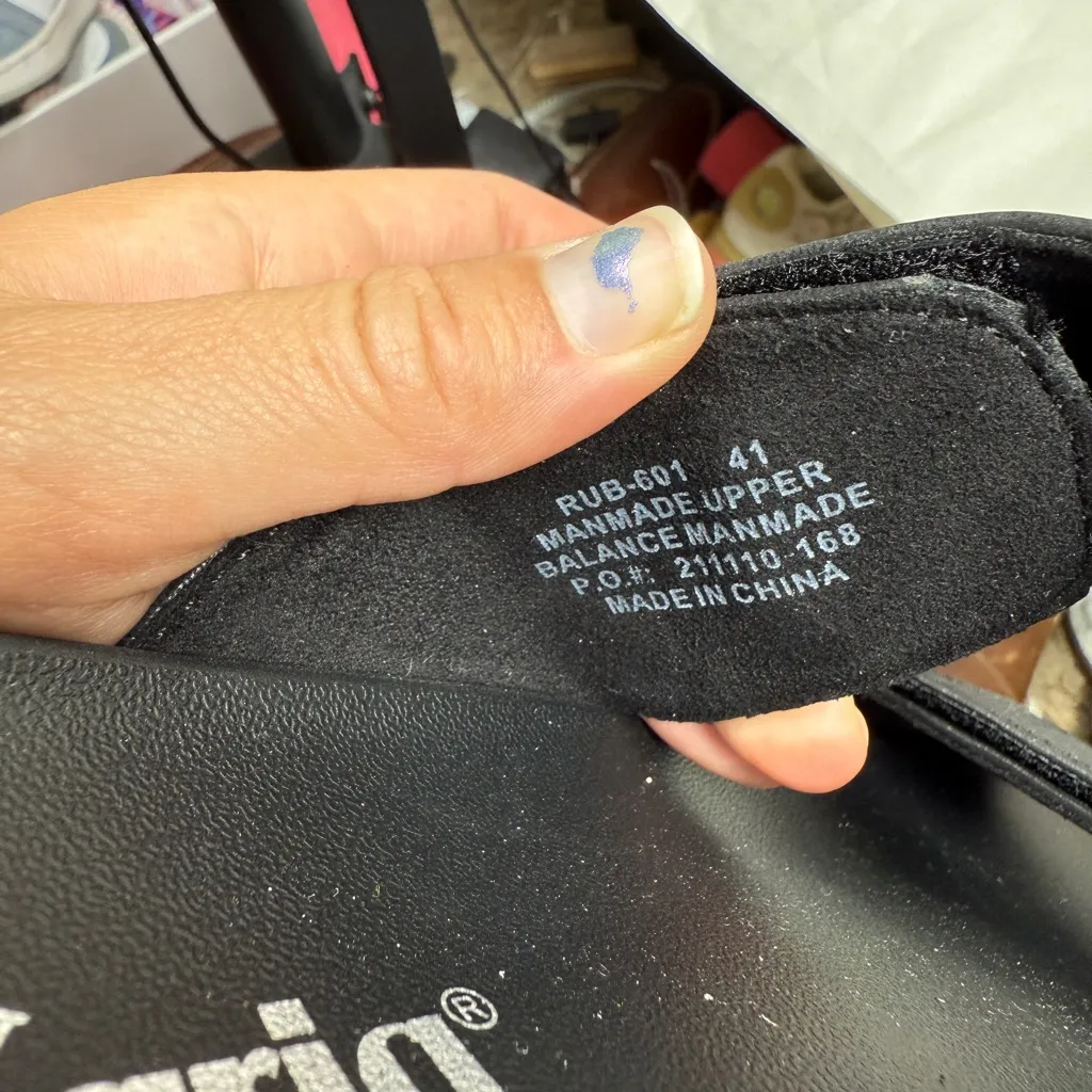 Alegria Sandals NWOT 10.5 Black Casual Slip On Slide Beach Platform Casual - Image 8