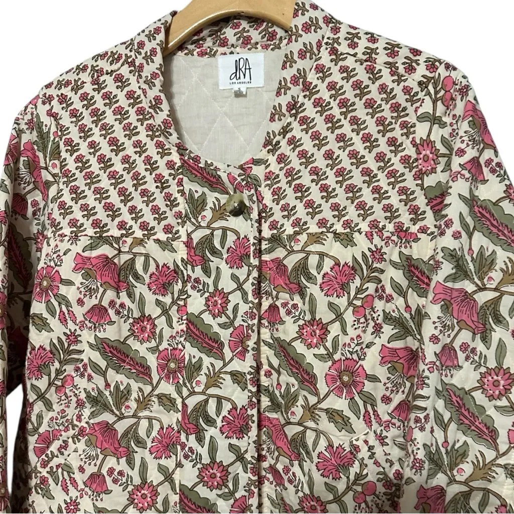 Anthropologie DrA Women’s Size S Cream Pink Floral Quilted Zip Up Jacket - Image 4