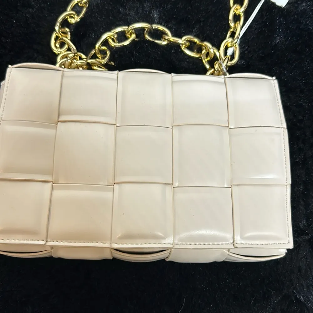 Urban Cream Colored Weaved Bag Use as Satchel or Crossbody - Image 2