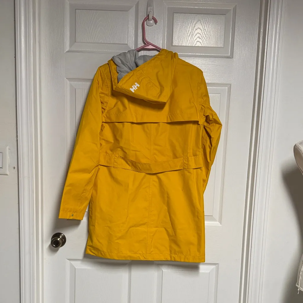 New Helly Hansen Women’s  Bright Yellow Raincoat - Image 9
