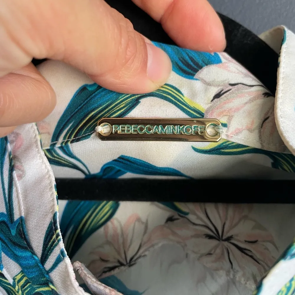 Rebecca Minkhoff 100% Silk Sleeveless Floral Print Blouse w/ Neck Tie Sz 2 - Image 3