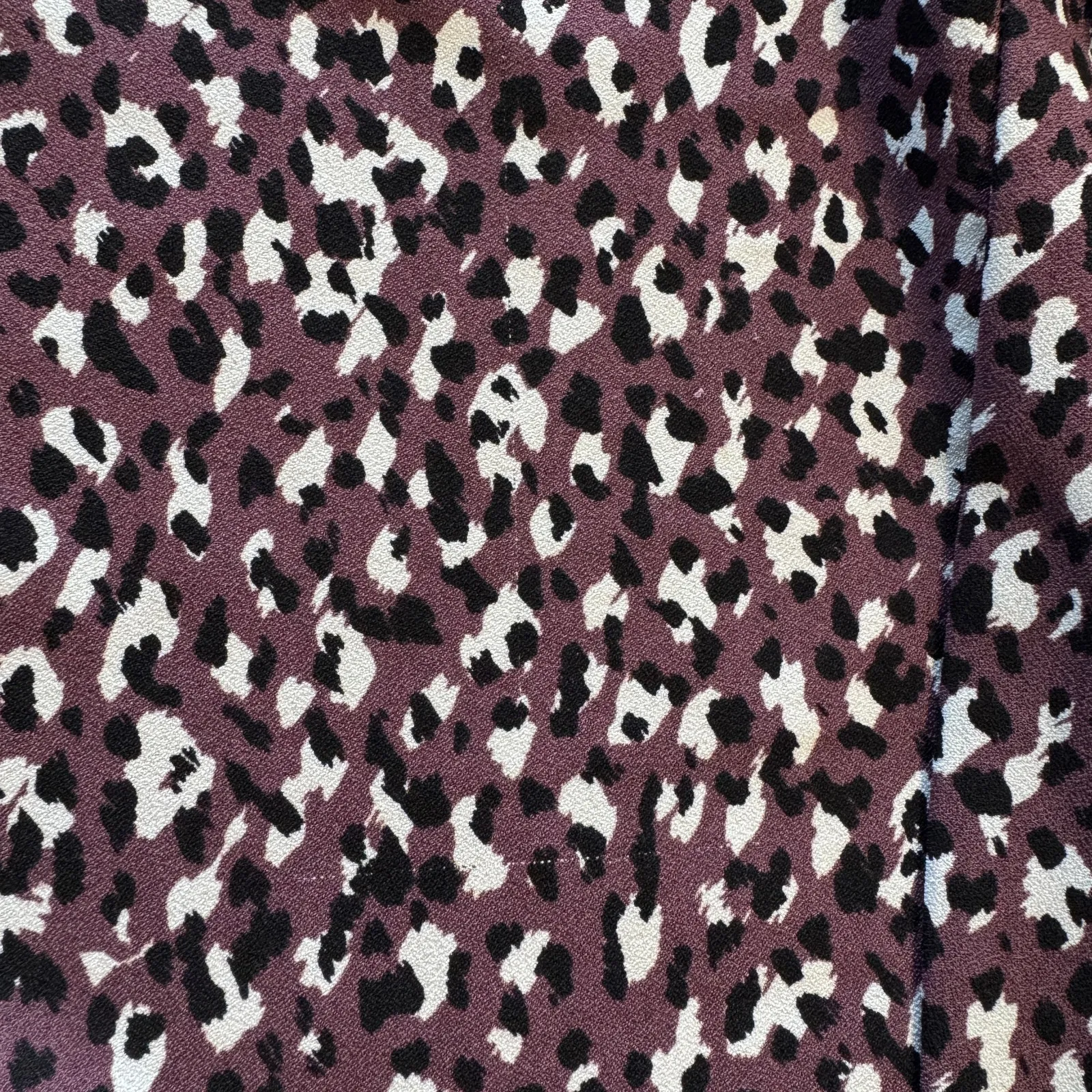 Torrid SZ 1 (1X-Large) Taper Crepe Pants Stretch Leopard Hi-Rise Pleated Purple - Image 9