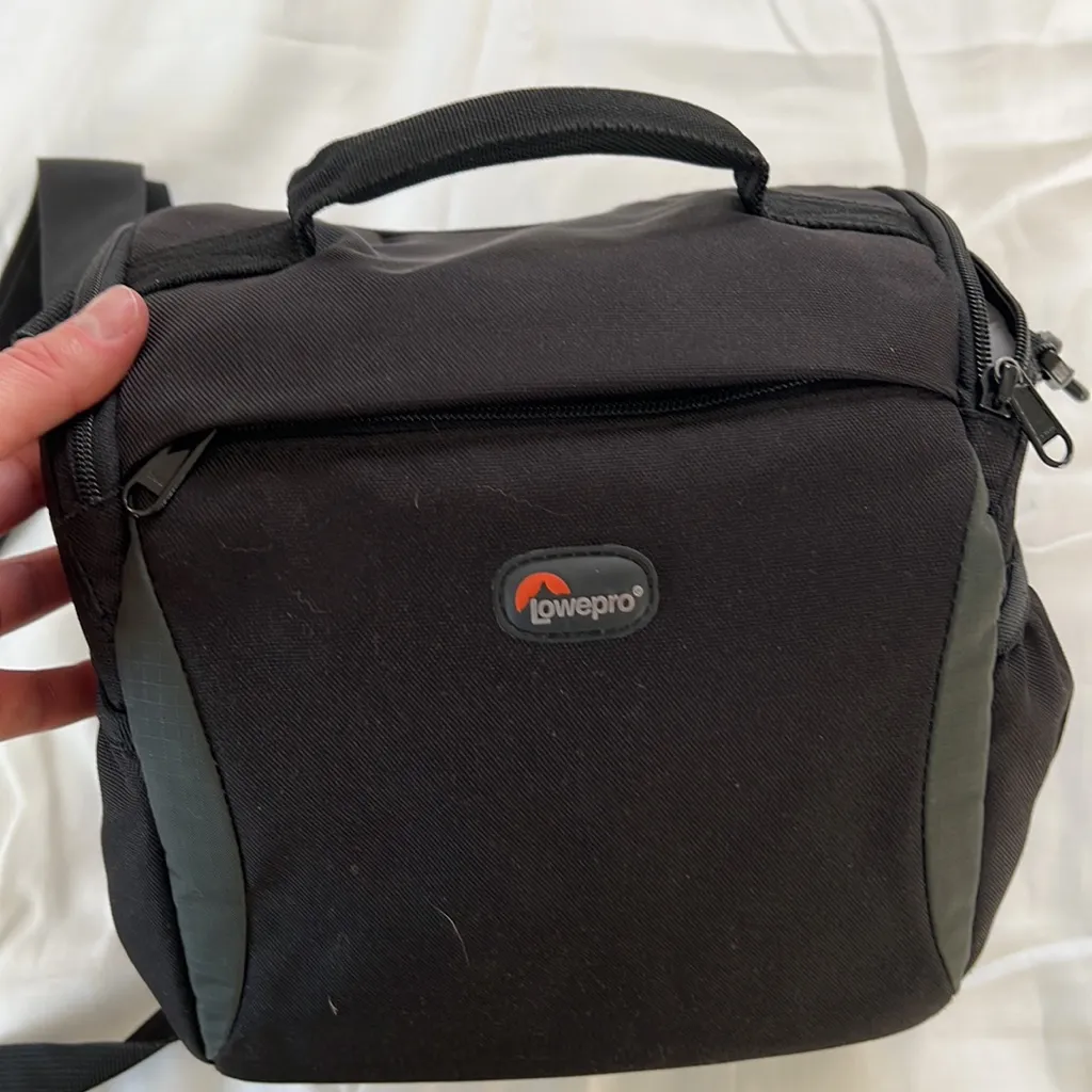 CAMERA BAG - Image 2