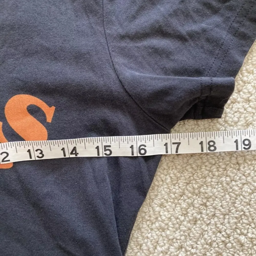 Nike  University Of Texas Rowing Women’s Dri FIT T-Shirt Size Small Black EUC - Image 4