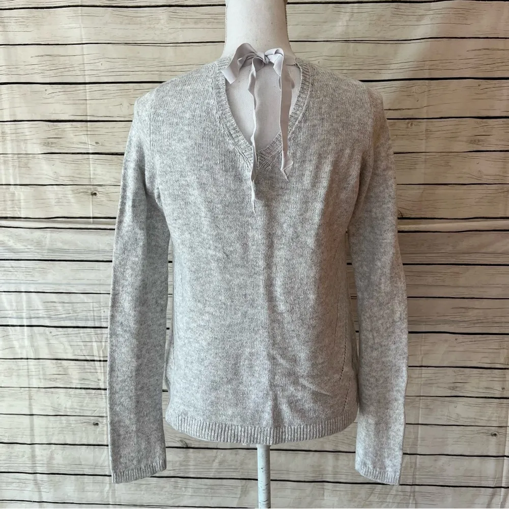 Anthropologie Moth Gray Cashmere Sweater Size Small - Image 6