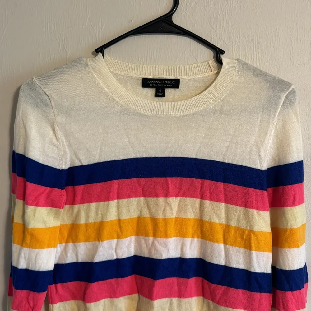 Banana Republic Sweater Off White Striped 100% Extra FIne Merino Wool size S - Image 3