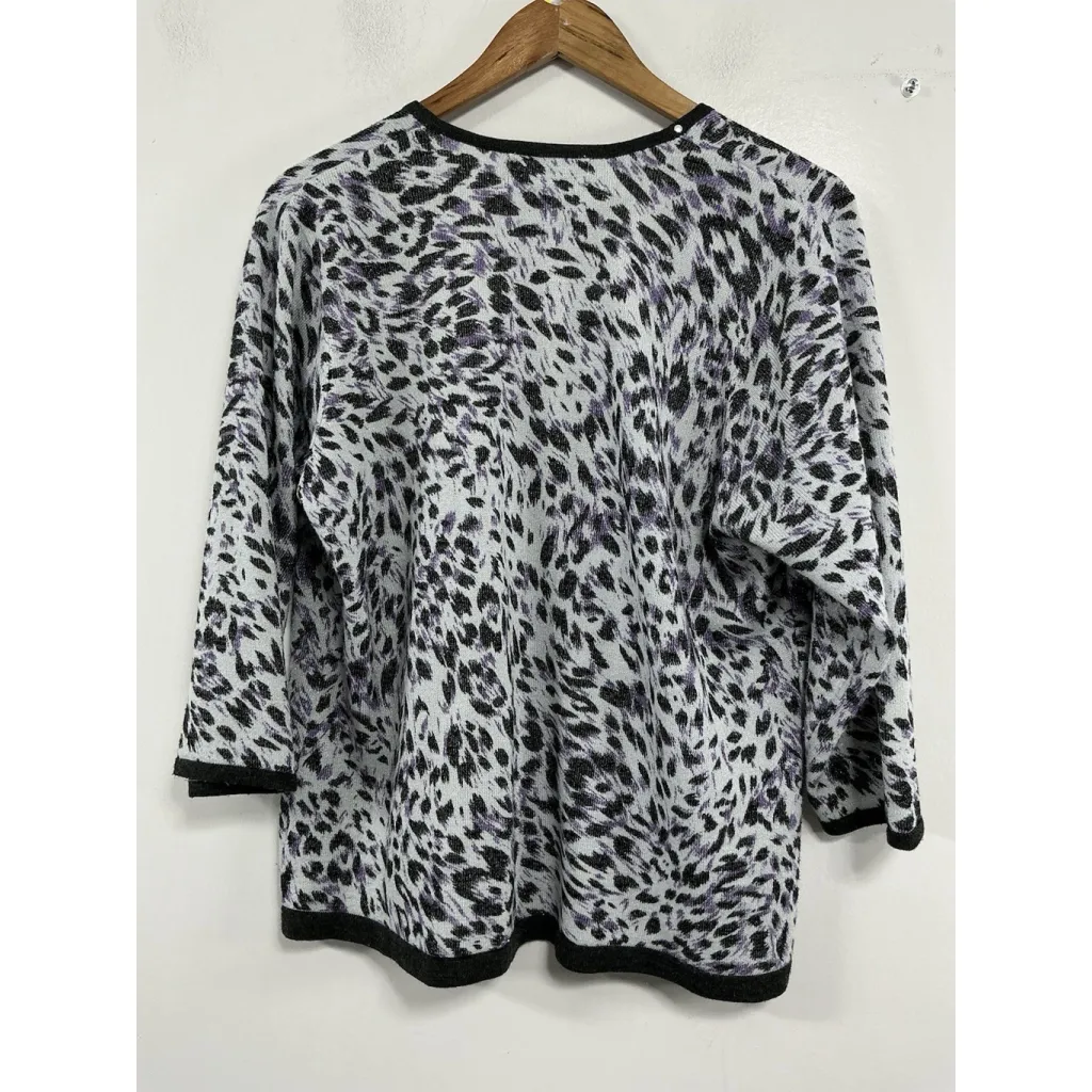 Womans Cathy Daniel’s Animal Print Pullover Sweater XL Multicolor Studs - Image 2