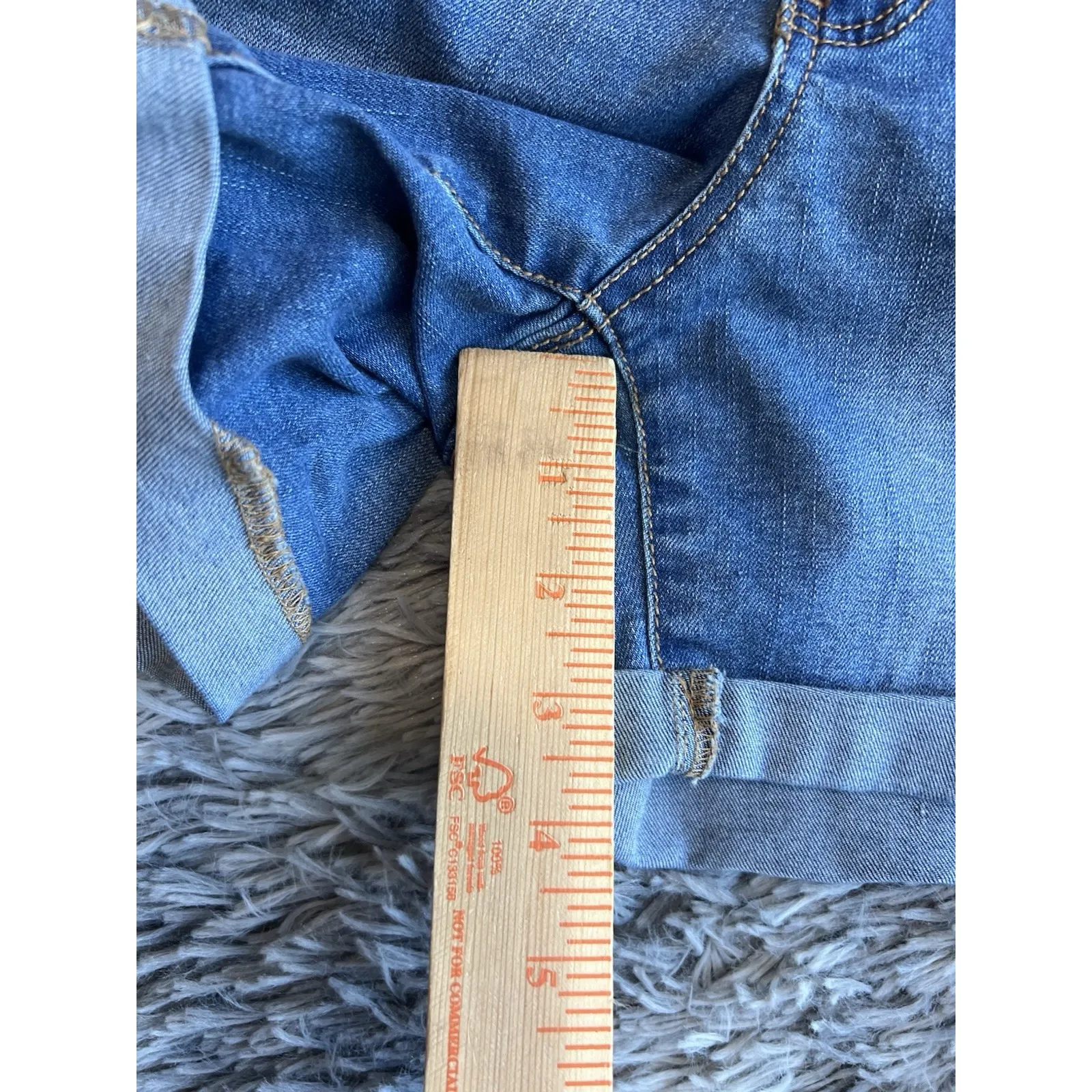 Old Navy Women Size 12 Stretch Denim Shorts Cowgirl Rodeo Travel Cruise Beach - Image 6