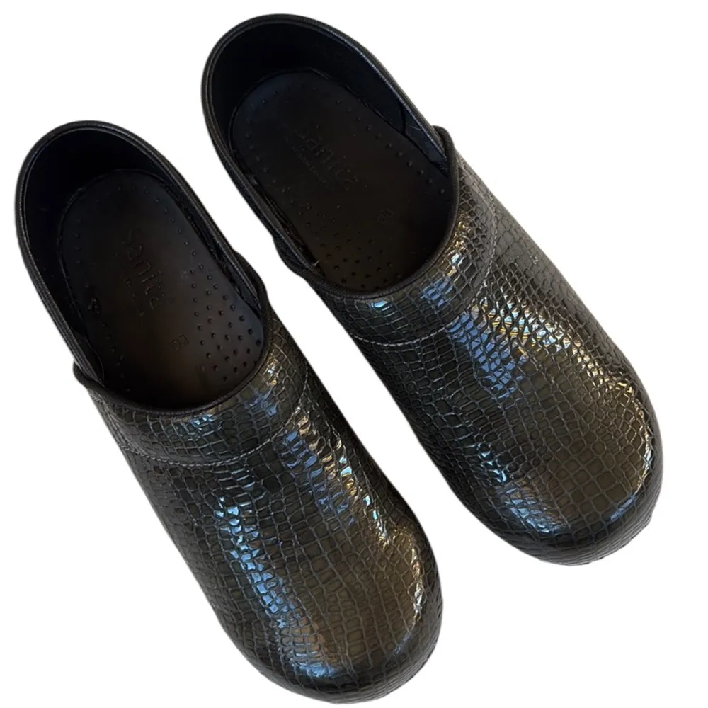 EUC Sanita Leather Closed Back Clogs Green Size 7 - Image 2