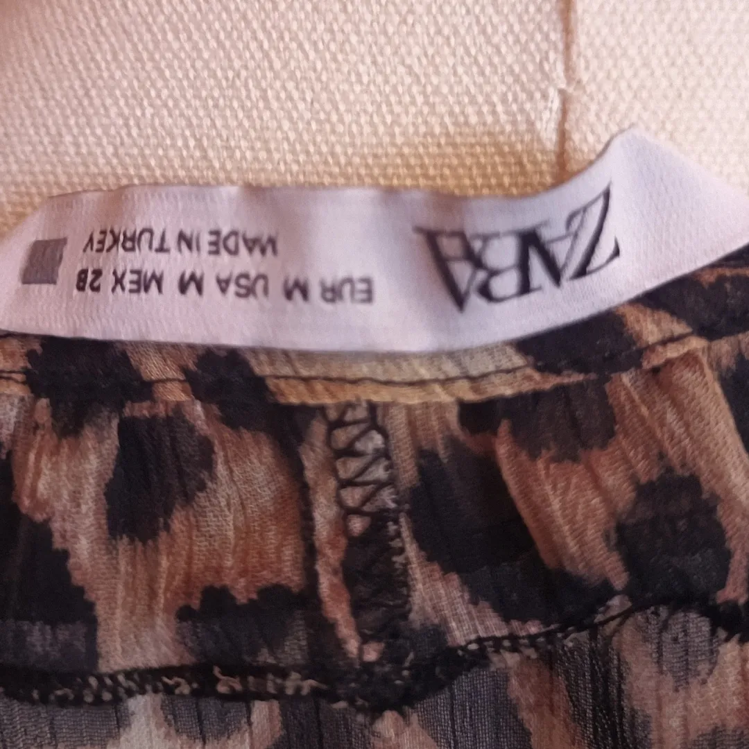 ZARA  Leopard Print Long Sleeve Dress - Image 9