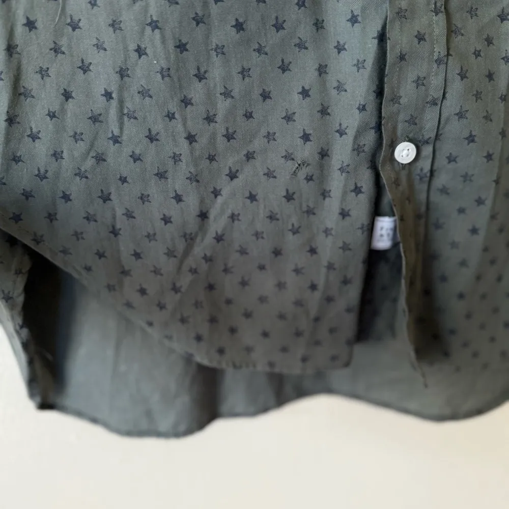 FRANK & EILEEN Barry Shirt Women’s Army Green Long Sleeve SZ S Tiny Hole - Image 4