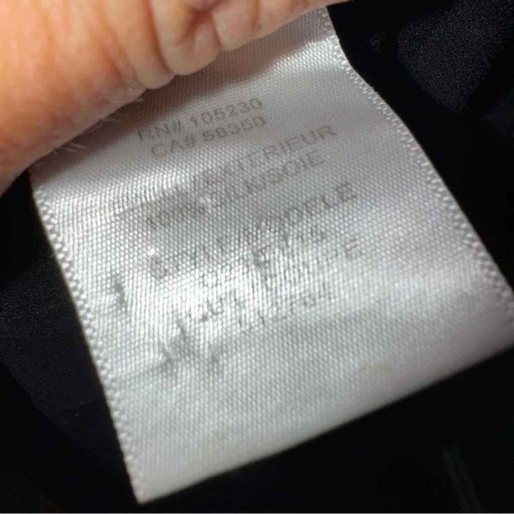 EQUIPMENT 100% Silk Long Sleeve Top Button Tunic Black size Small - Image 4