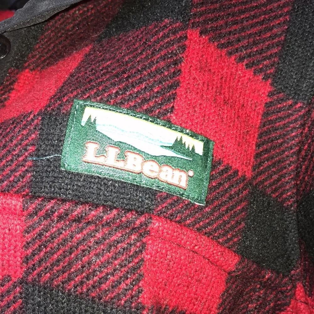 LLBean Buffalo Check Pullover plaid print size XS Christmas holiday swea… - Image 4