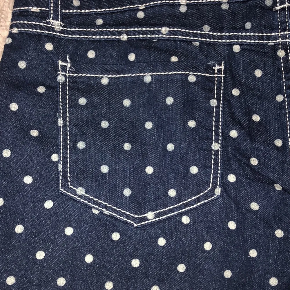 NWT SO Polka Dot Denim Shorts, size 17 - Image 5