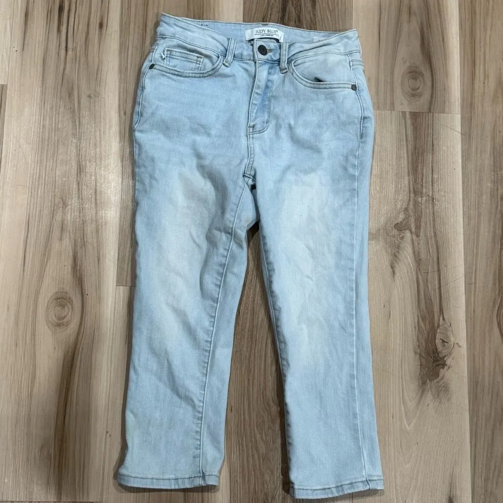Judy Blue Skinny Fit Light Wash Capri Jeans Women’s 1/25 - Image 2