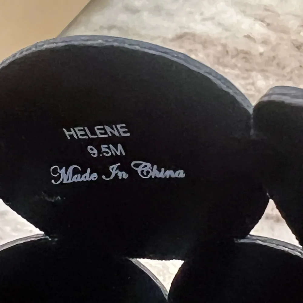 NYDJ Helene platform sandals Black New - Image 9