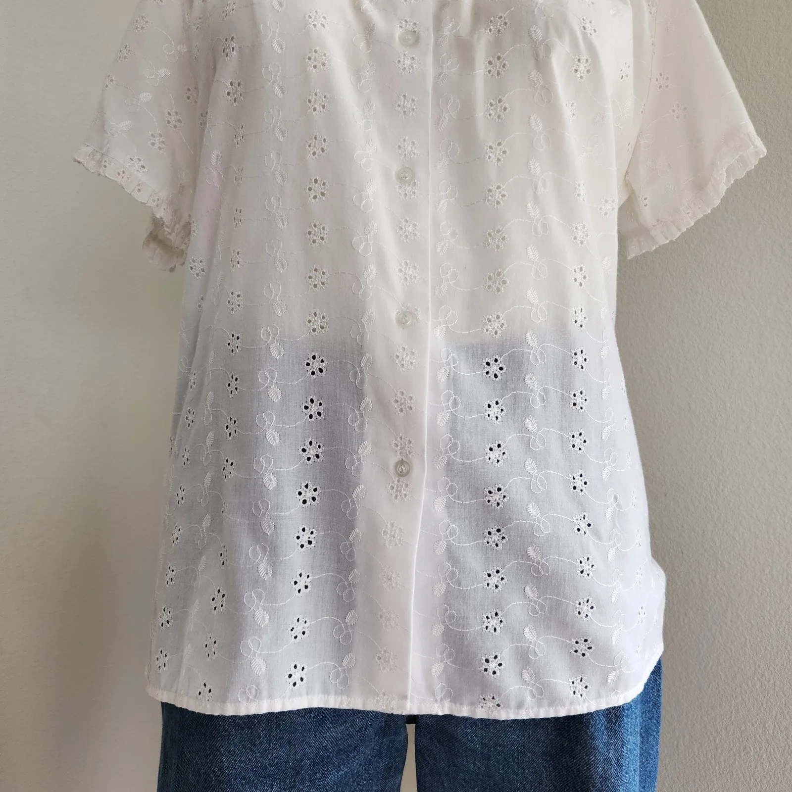 Vintage 80s 90s White Eyelet Ruffle Button Down Blouse Romantic Cottagecore L Size L - Image 5