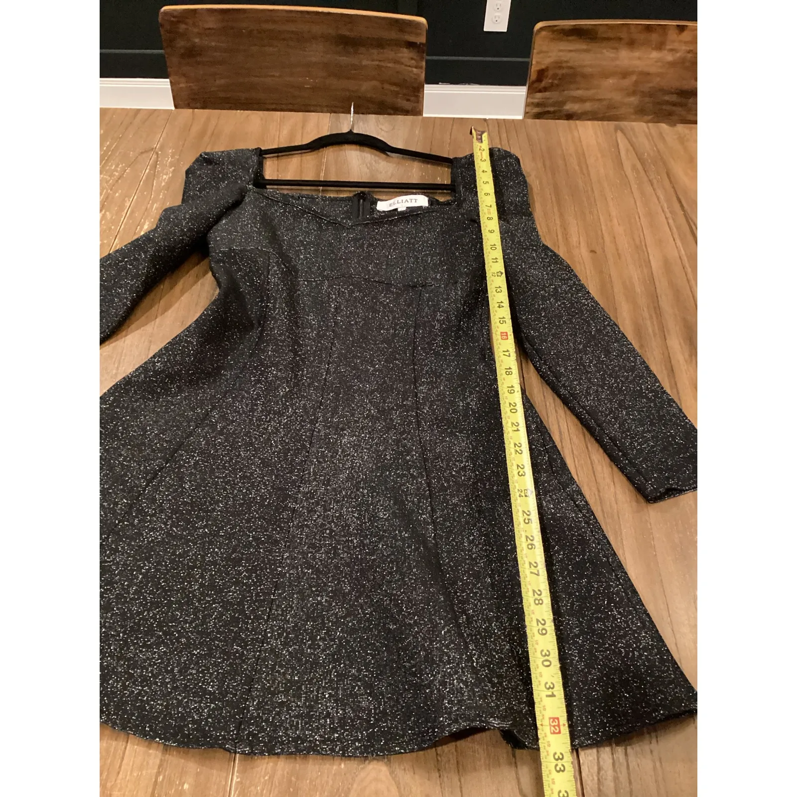 Elliatt Mallory Long Sleeve sweet heart neck line Mini Dress Black Shimmer L - Image 4