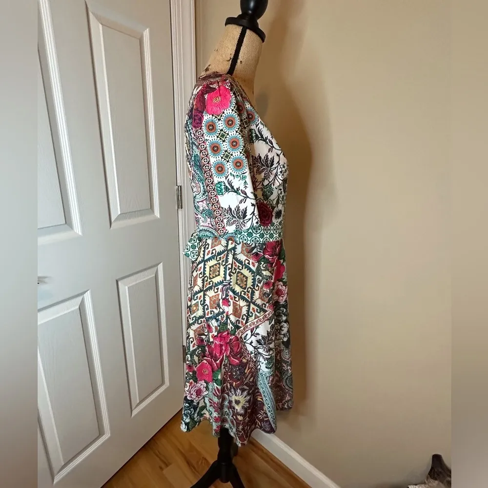 Geo And Floral Print Flutter Sleeve Tie Side Wrap Dress Size Large - Image 4
