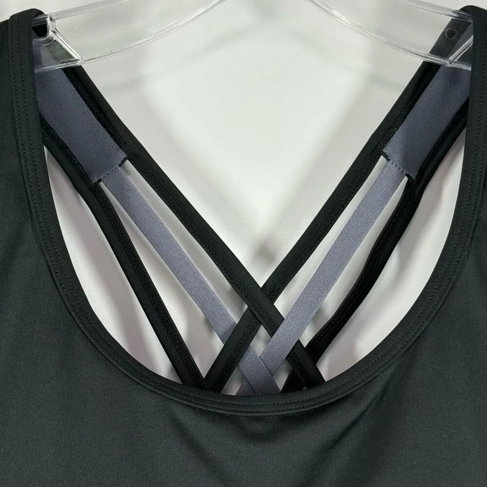 C20  BCG mid support crisscross back sport bra size medium - Image 2