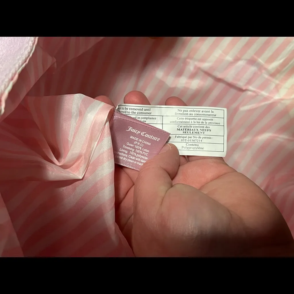 Juicy Couture Woman’s Light Pink With Sparkle Beach Bag - Image 7