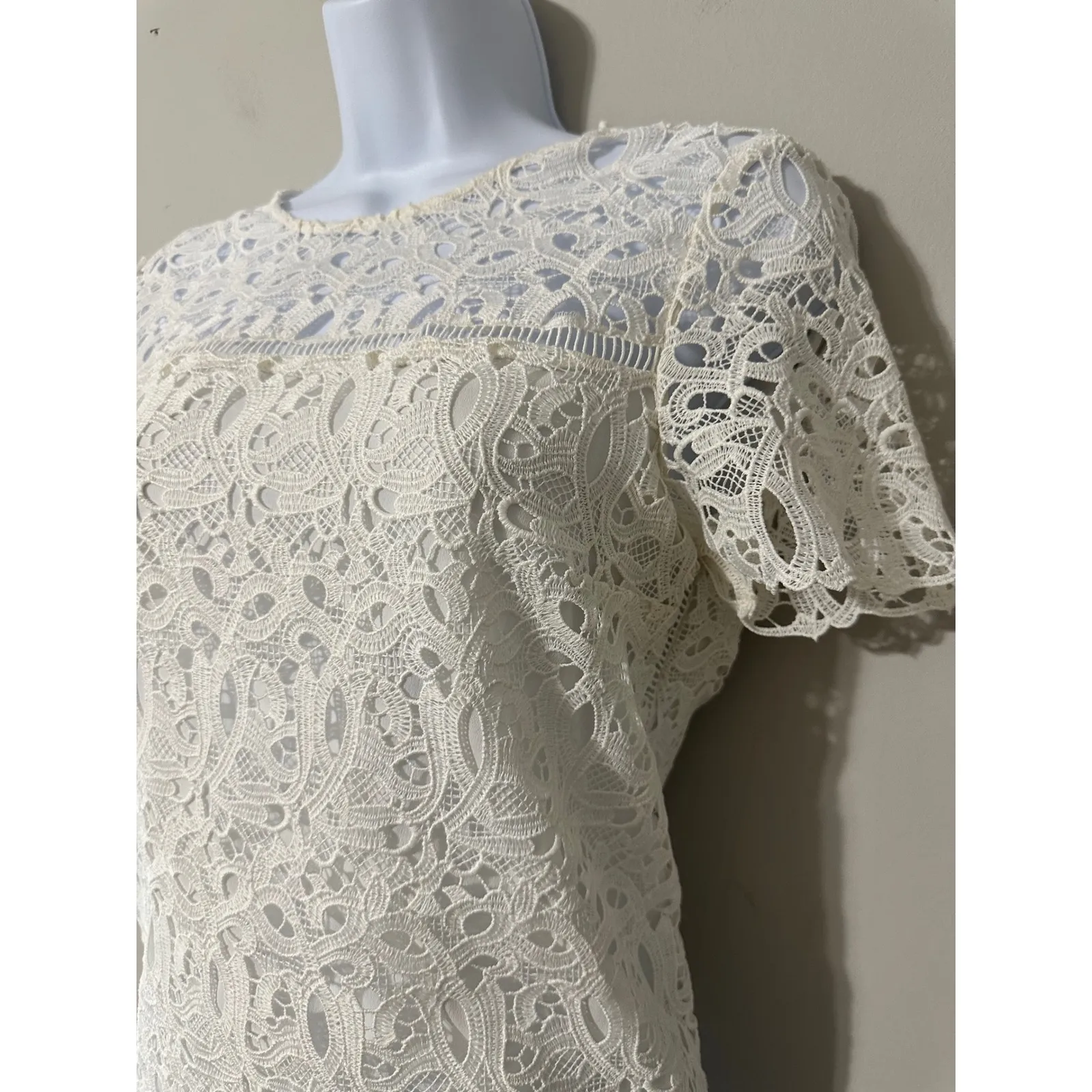 Massimo Dutti Lace Crocheted Top Ivory Short Sleeve Sheer Elegant‎ Women's - Image 3