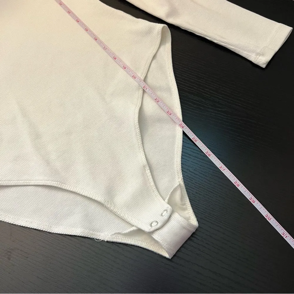 & Other Stories Women’s White Long Sleeve Bodysuit Medium - Image 10