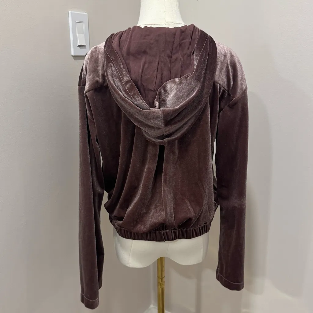 Young Fabulous & Broke‎ Dusty Rose Velvet Fritzy Hoodie Jacket Size Medium - Image 2