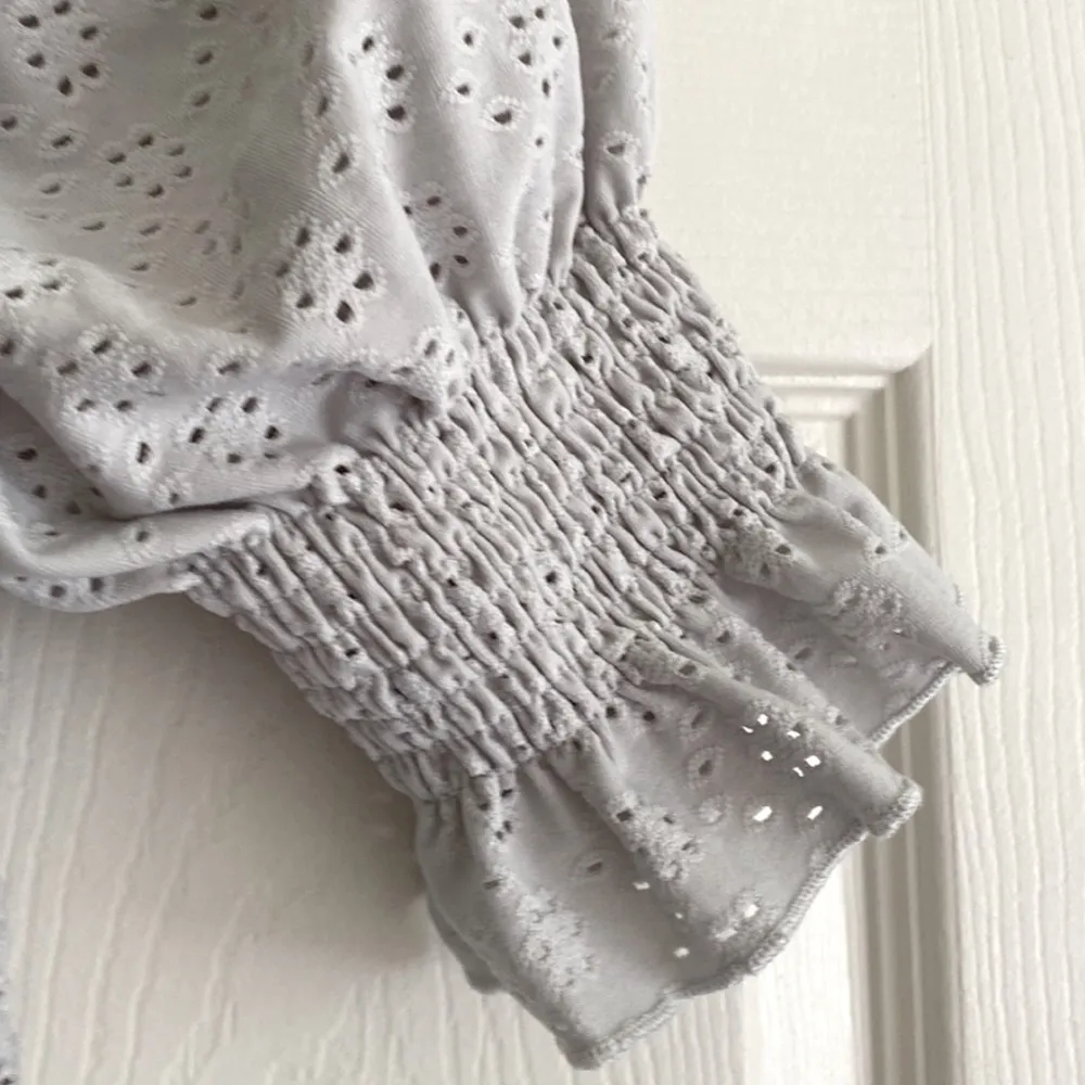 Urban Romantic’s grey top. Large - Image 5