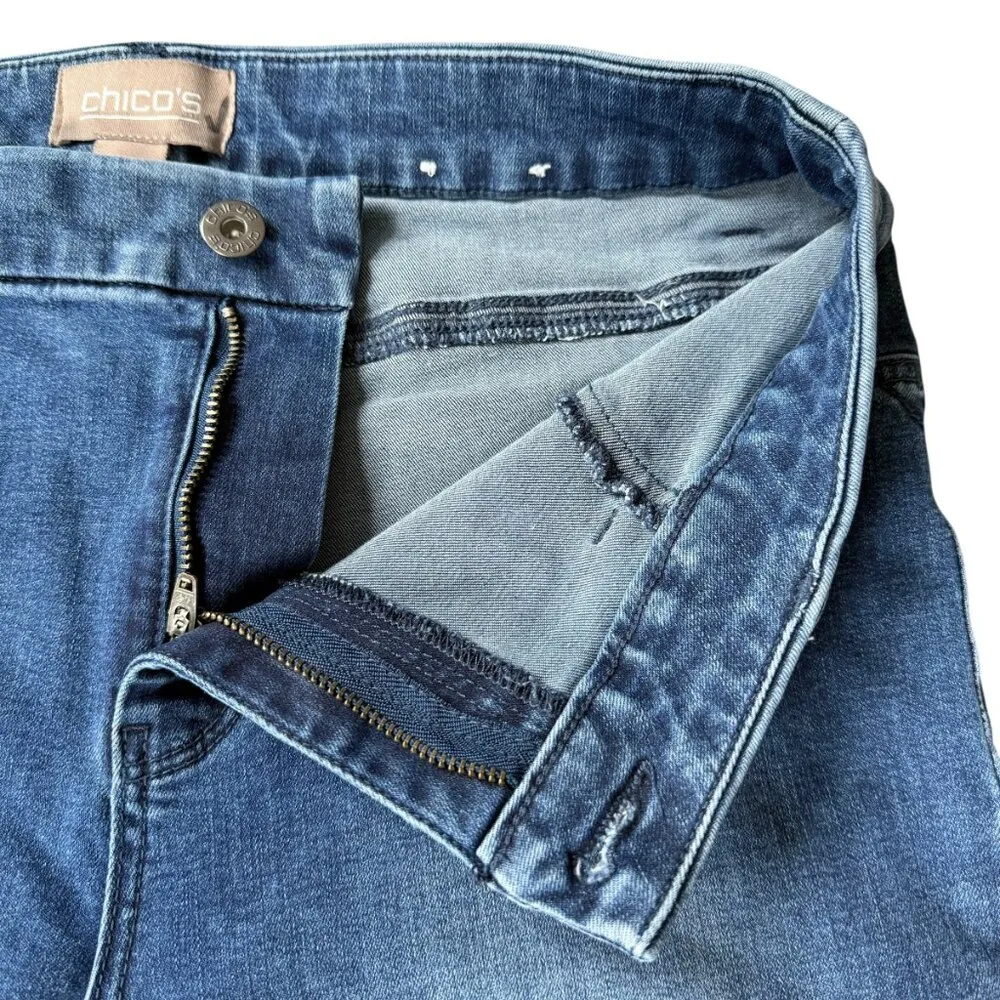 Chico's stretchy medium wash blue denim jeans with back pockets women's size 0 - Image 5