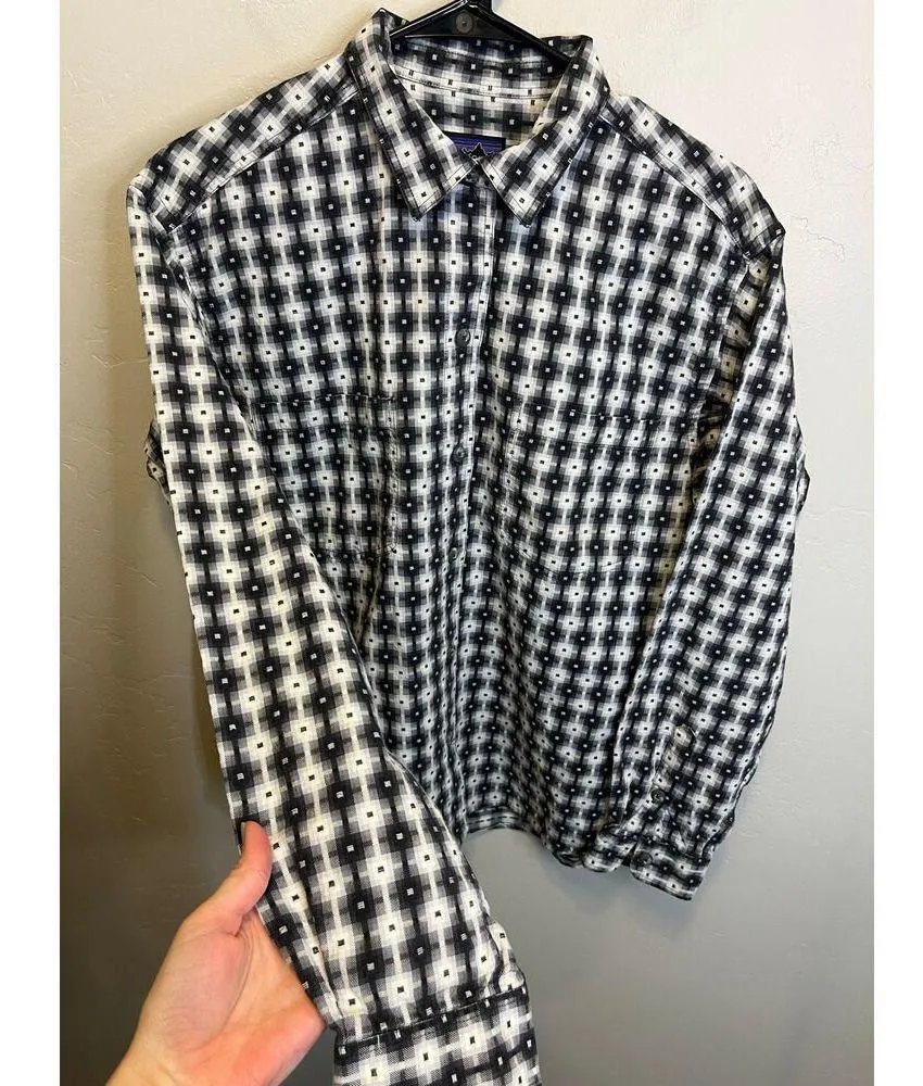 Women's Patagonia Organic Pima Cotton Button Up Collared Plaid Shirt Medium - Image 5