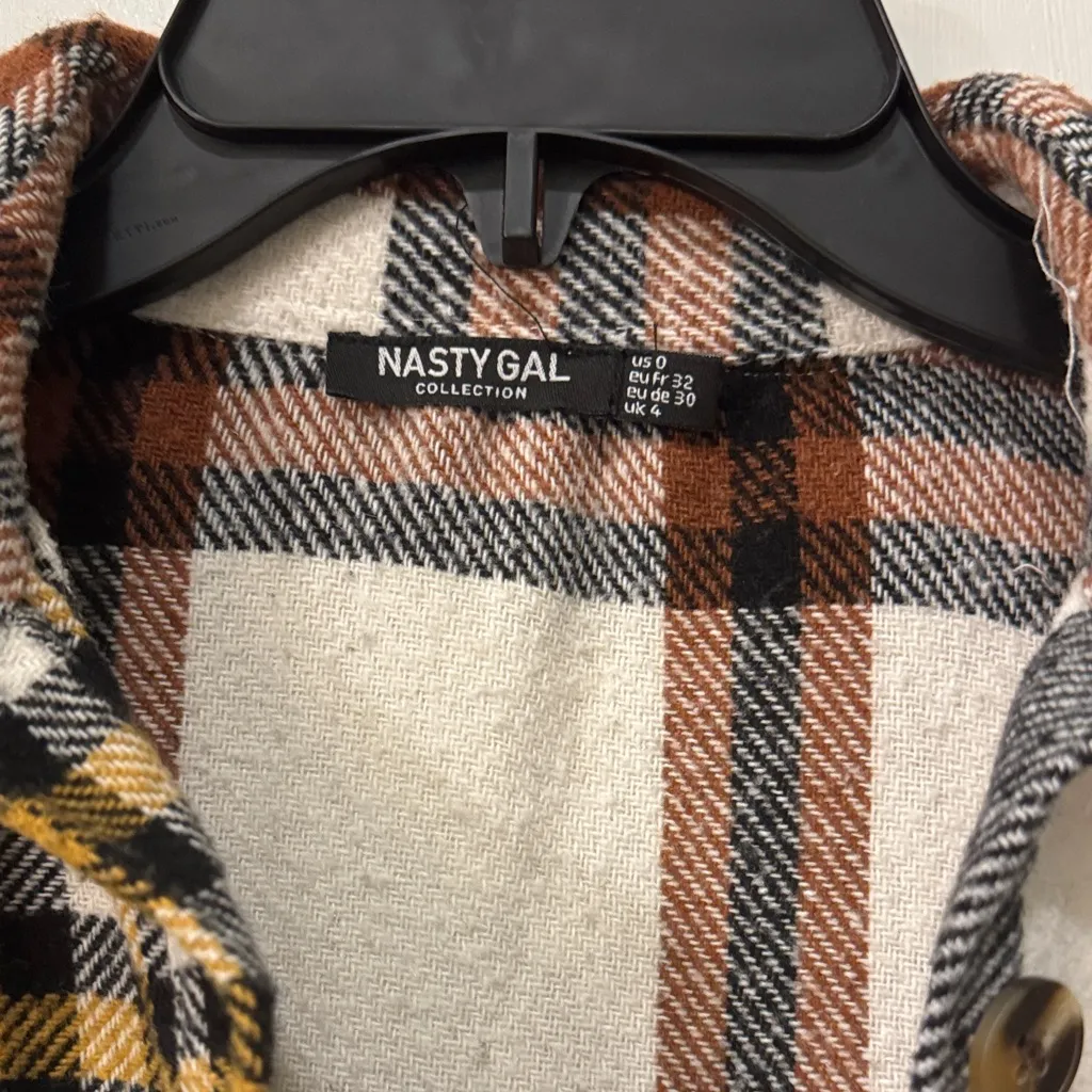 NastyGal Multicolor Plaid Button-Down Shirt - Image 2