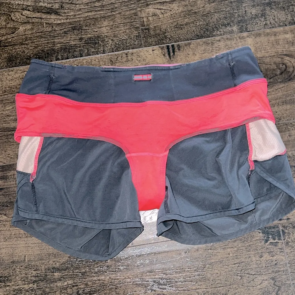 Lululemon Groovy Run Shorts - Image 6