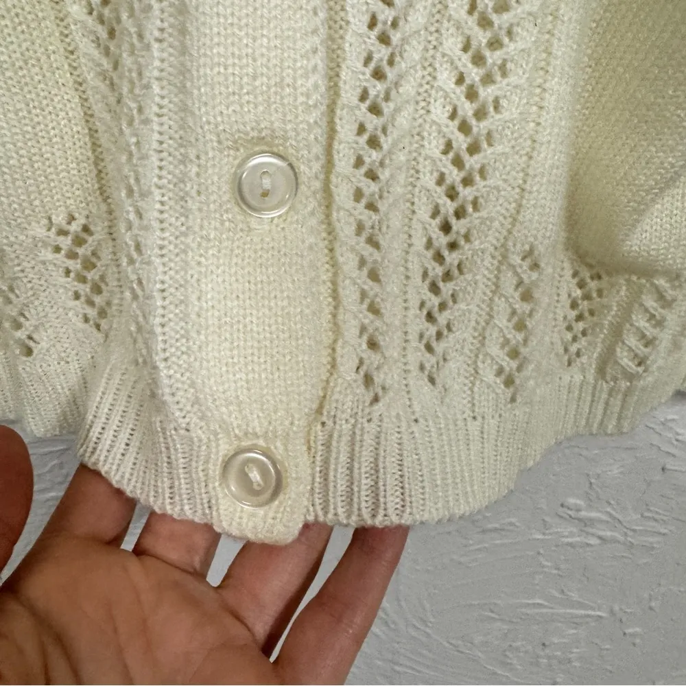 Vintage Cream Crochet Cardigan Sweater Womens M Light Academia Preppy Classic Size M - Image 4