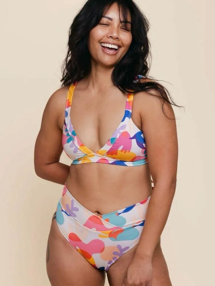 High Hip Crossover Bottoms Pink Size 1X - Image 2