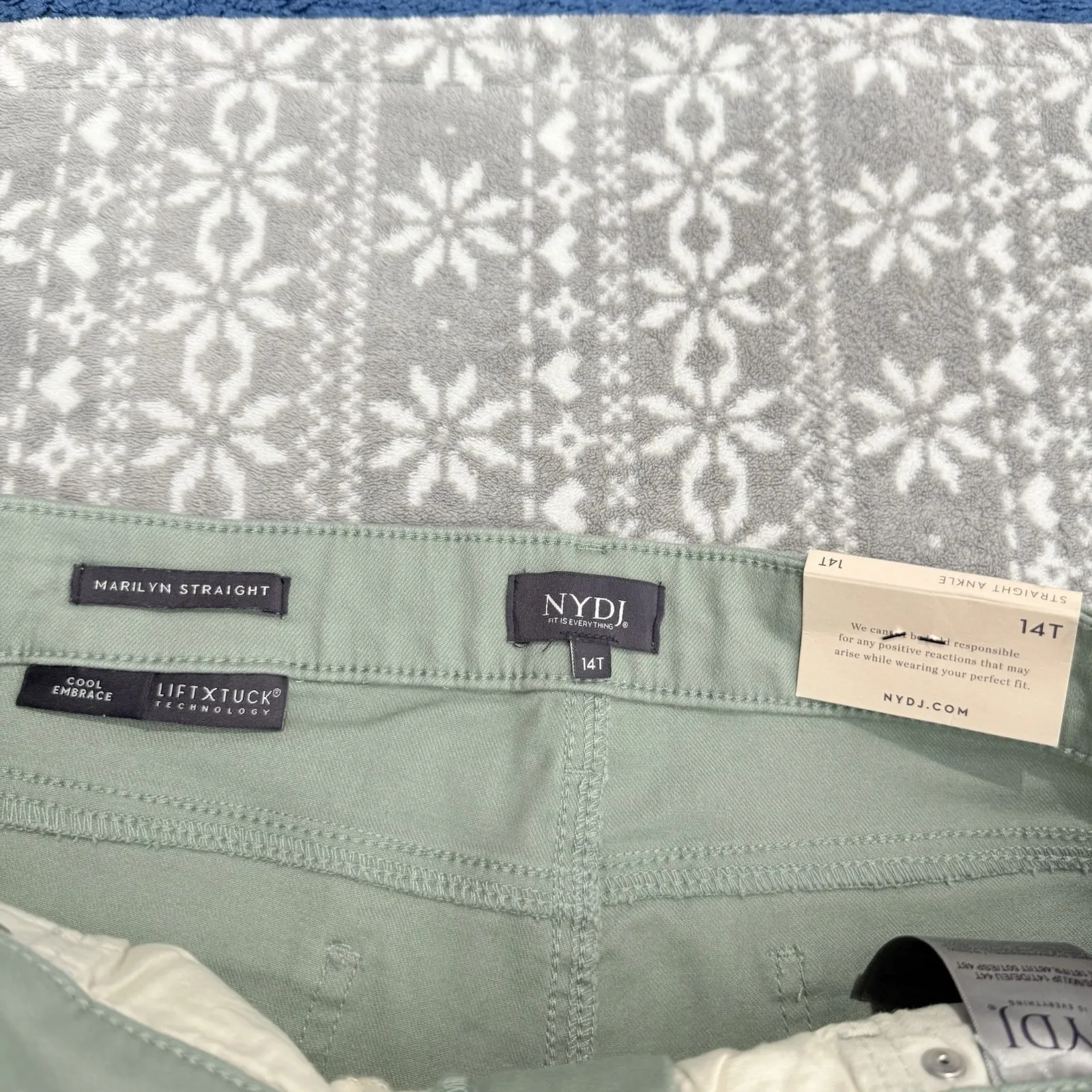 NWT NYDJ Marilyn Ankle Frayed‎ Hems Lily Pad Green Size 14 Tall - Image 7