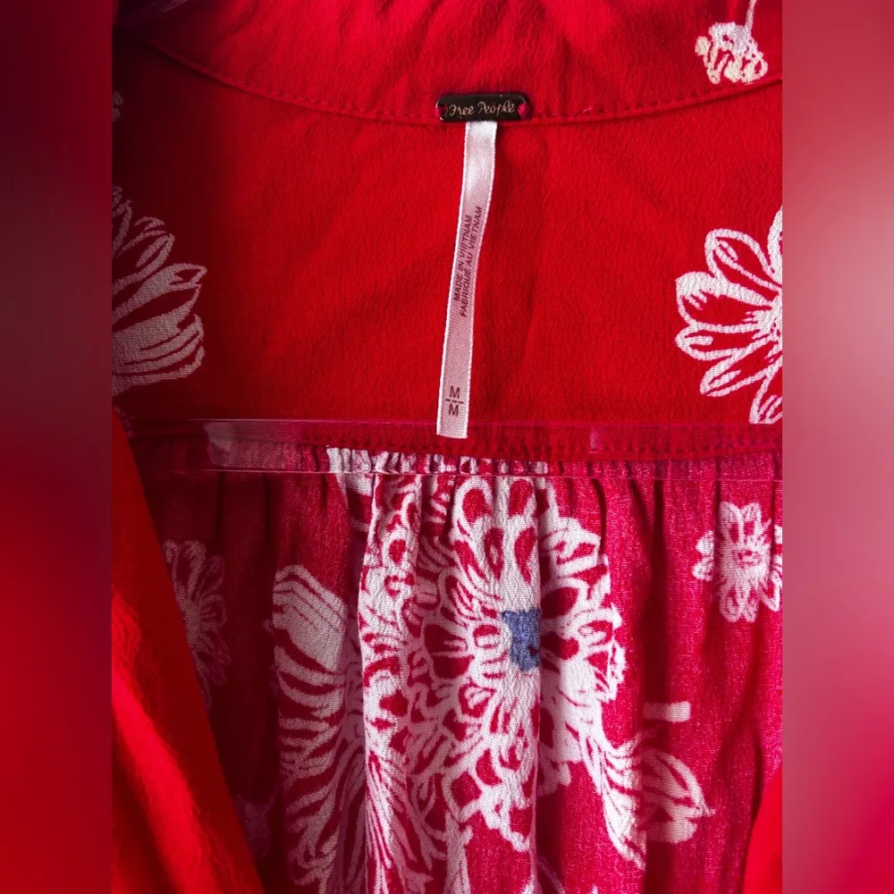 FREE PEOPLE Blue Hawaii Red Floral Print Short Sleeve Mini Dress Sz M Size M - Image 3