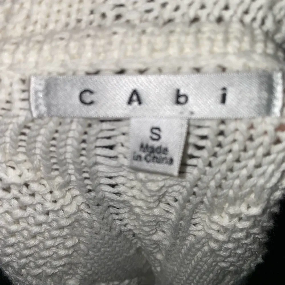 Cabi chunky cable knit open front shawl cardigan cream beige size small - Image 4