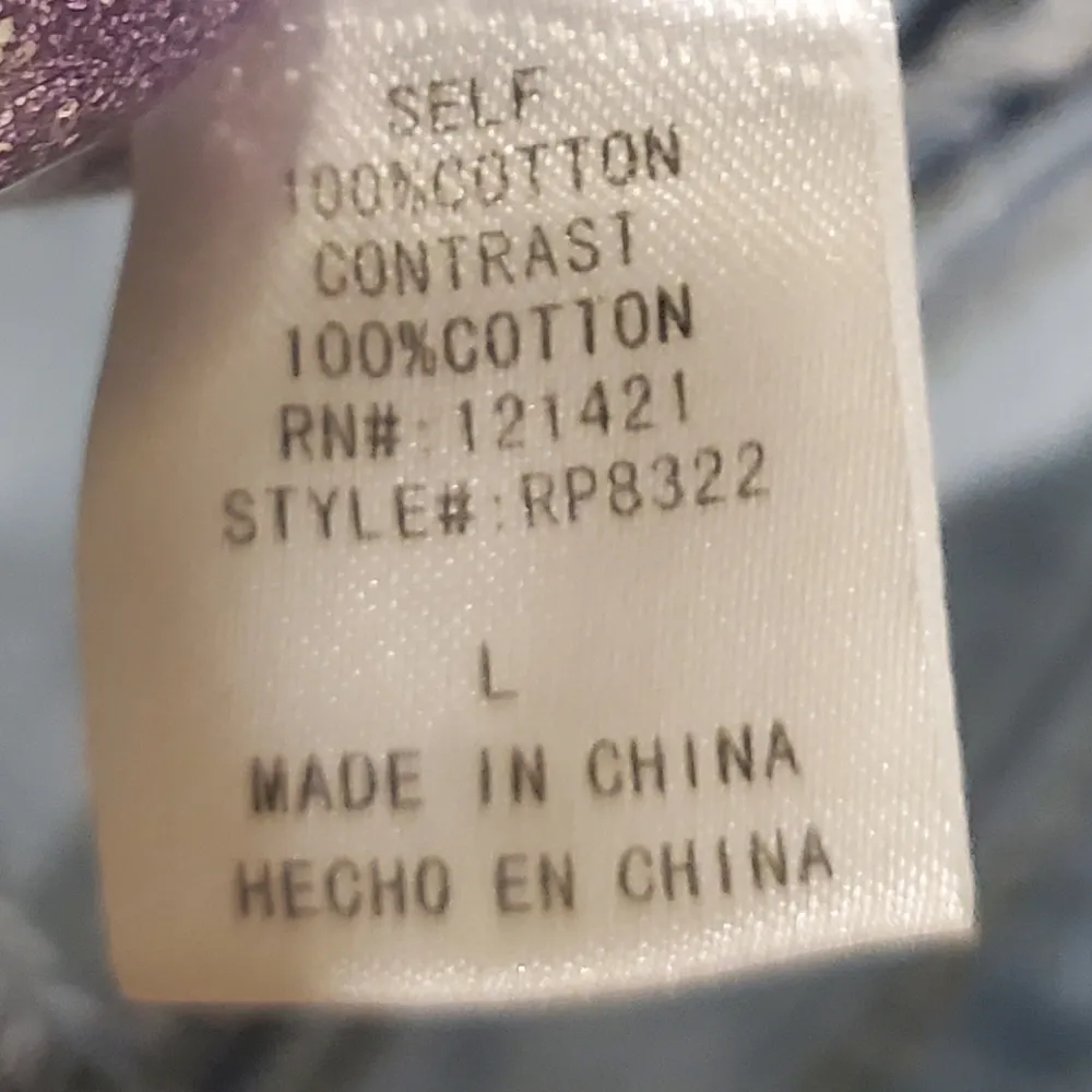 Vestique Light Wash Blue Denim Floral Lace Shorts - Image 3