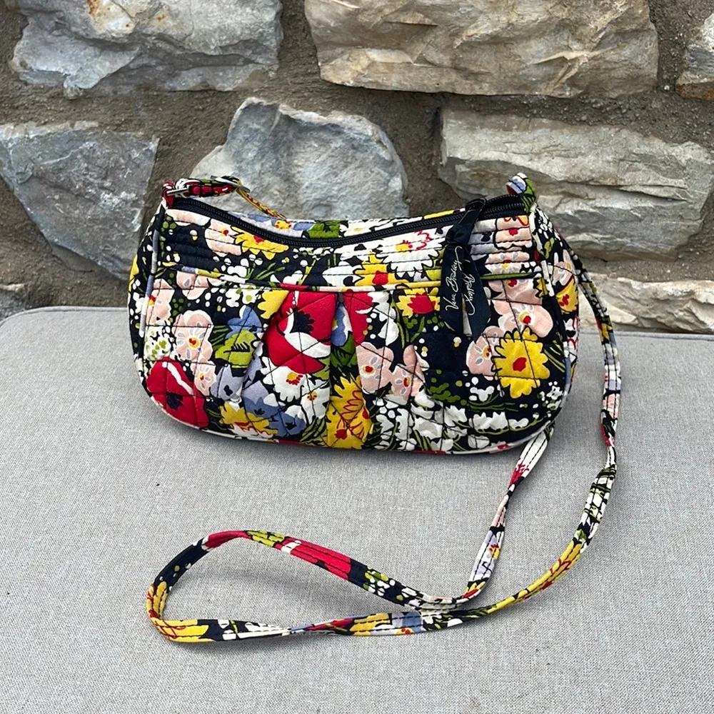 Vera Bradley Poppy Fields quilted mini purse - Image 4