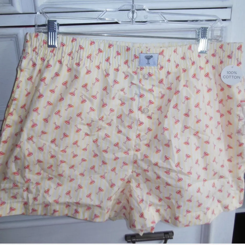 Patterned Yellow Women's Shorts Size L - Image 3