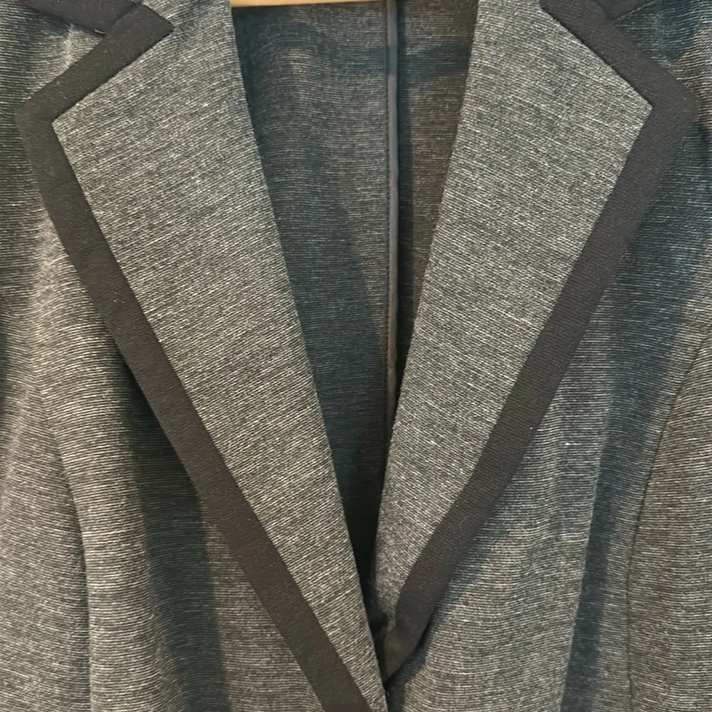 Catherine Malandrino Large Charcoal Gray 3/4 Length Sleeve Blazer Jacket - Image 4