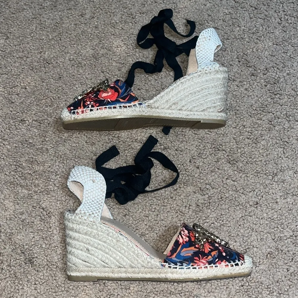 BODEN Embellished Espadrille‎ Wedge Floral 38 / 7.5 Blue - Image 5