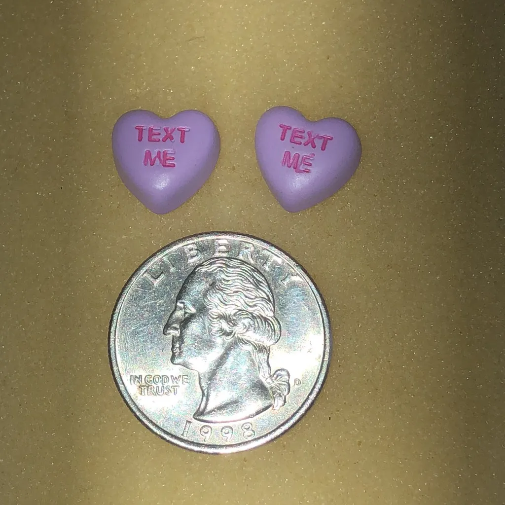 Purple Heart 'Text Me' Earrings - Image 4