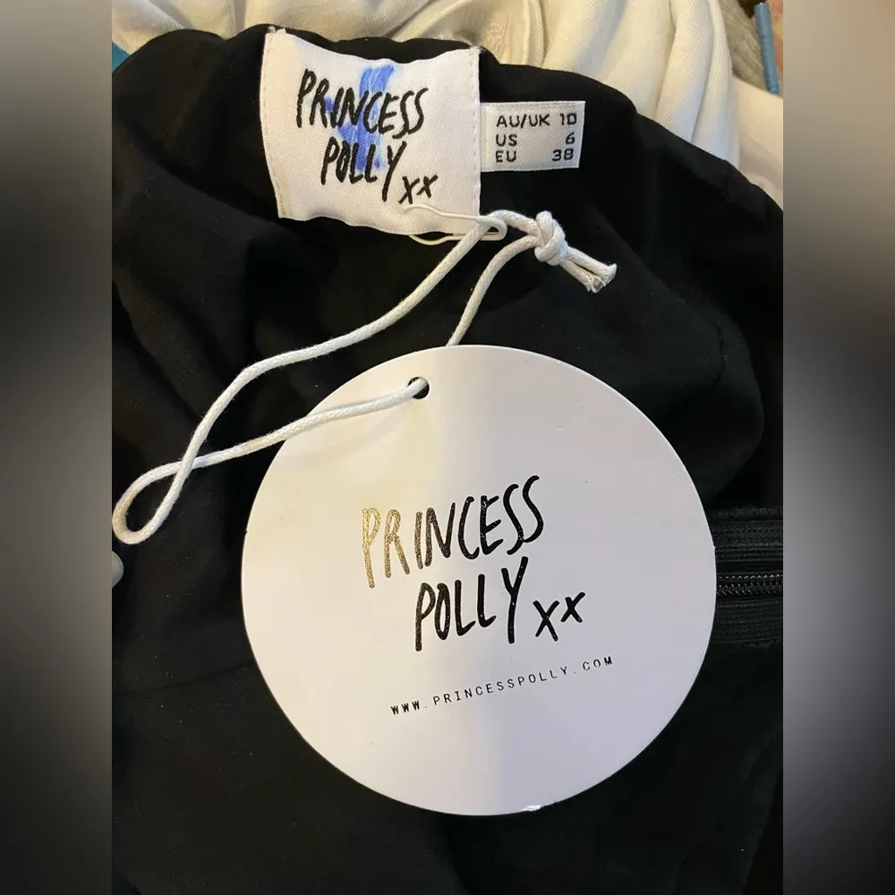 NWT Princess Polly Opposites Attract bodysuit sz 6 - Image 3