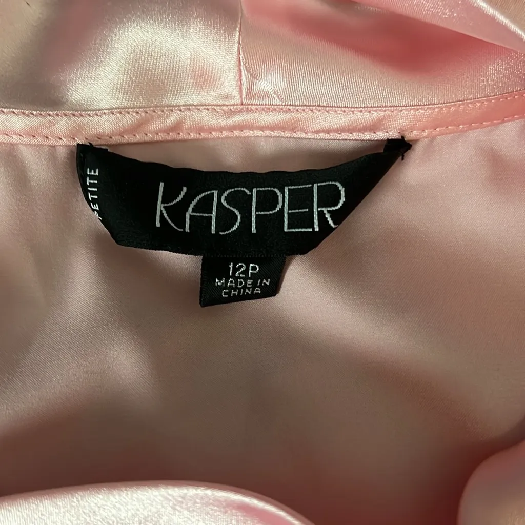 Kasper Pink Satin Blouse Size 12 Petite - Image 6