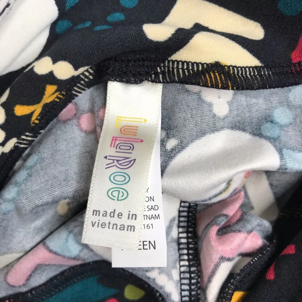 🎄2 for $20🎄Lularoe Christmas Leggings Size Tween - Image 3