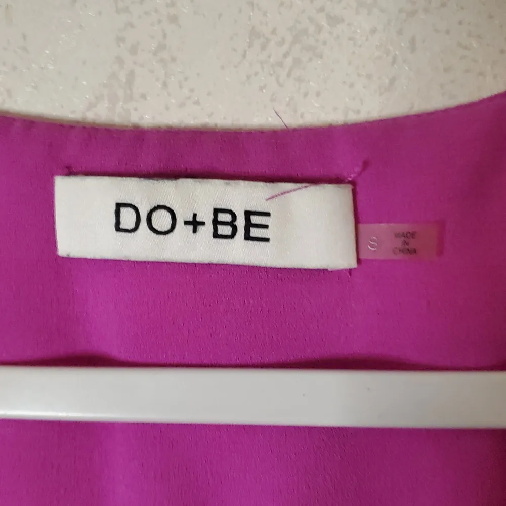 DO+BE Magenta Ruffle Wrap Romper Size:S - Image 7