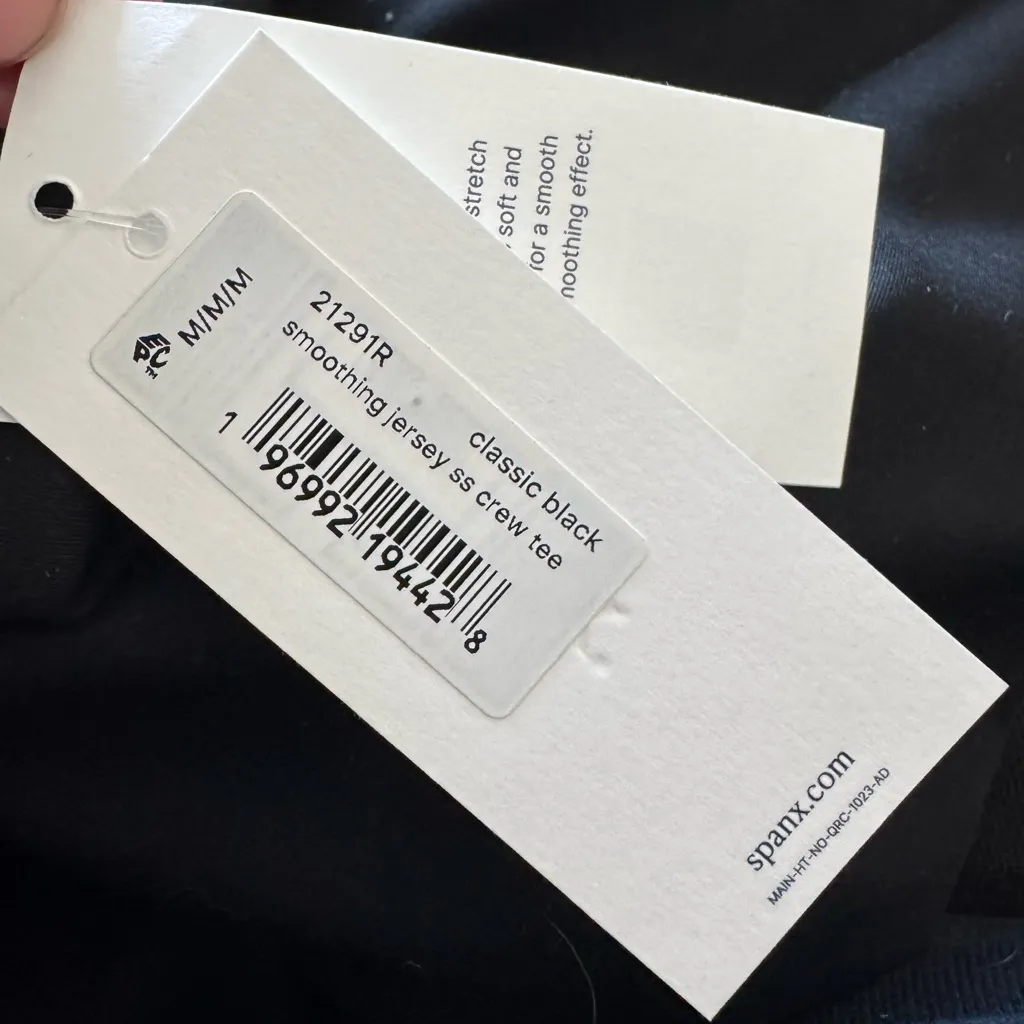 Spanx Smoothing Jersey Crewneck Tee Short Sleeve Medium NWT - Image 2